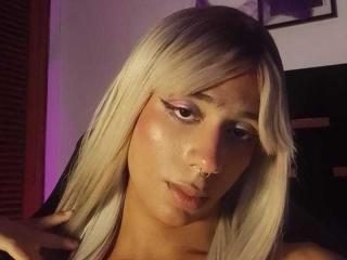 Sexy nude photo of VanessaBenny