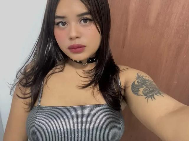 ChiaraBella - Live porn &amp; sex cam - 30921812