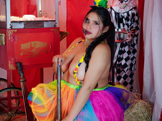 GemmaBellini - Sexe cam en vivo - 30923405