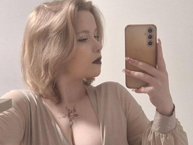 MahaliaRyherd - Live porn &amp; sex cam - 30924851
