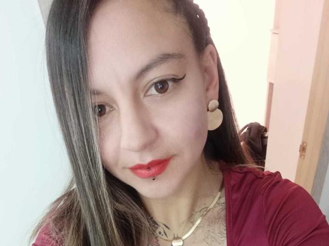 ArianaBlonde - Sexe cam en vivo - 30926582