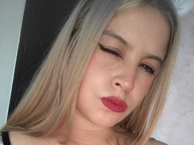 MelaniBecker - Live porn &amp; sex cam - 30931229