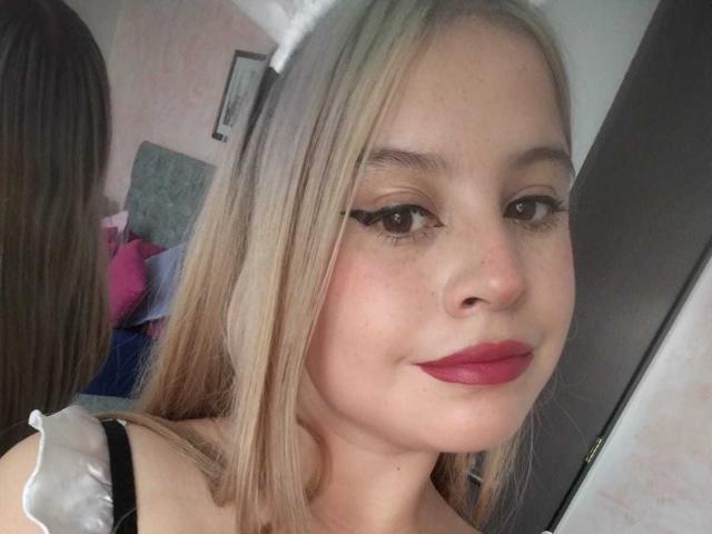 MelaniBecker - Live porn &amp; sex cam - 30931232