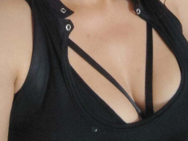 VioletaSwitch - Live porn &amp; sex cam - 30934667