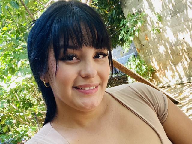 TalianaSquirt - Live porn &amp; sex cam - 30938225