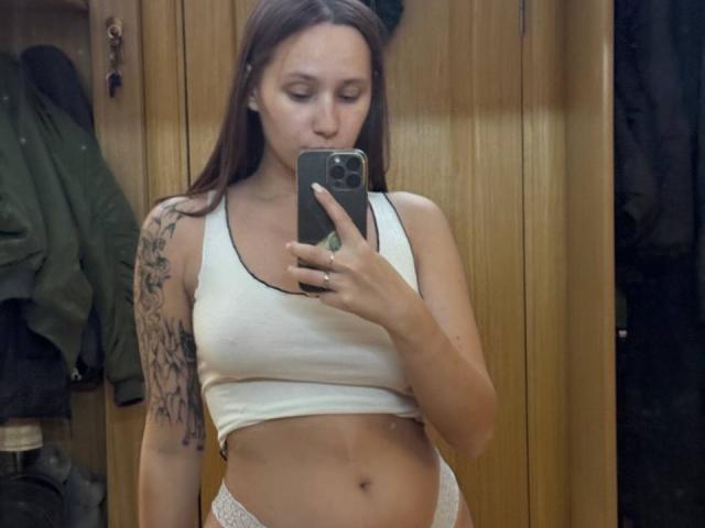 HotCaramelsTrio - Live porn &amp; sex cam - 30945731