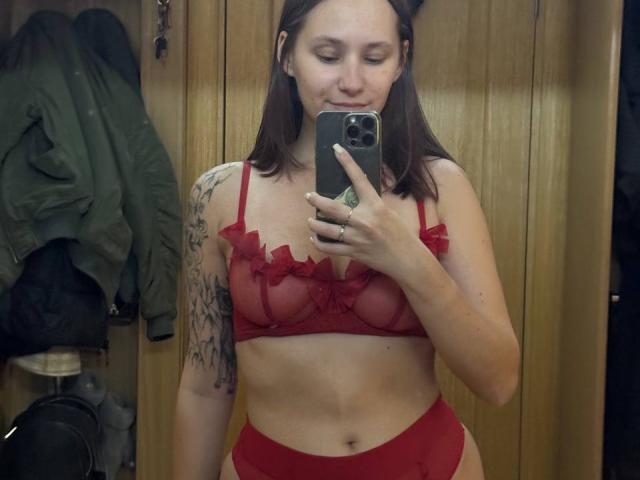 HotCaramelsTrio - Live porn &amp; sex cam - 30945755