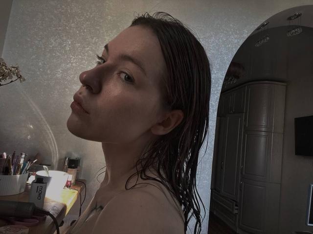 DeneenAngelone - Élő pornó és szexkamera - 30946727