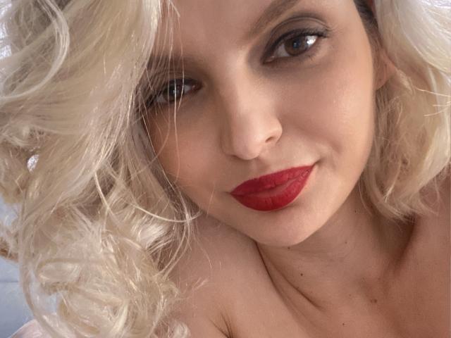 DouceAmelia - Porno na żywo i seks kamera - 30953627