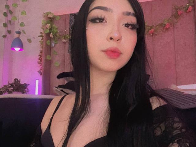 Vickmon - Live sex cam - 30957200