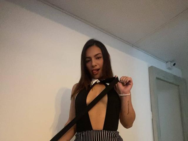 CamilleRiver - Live porn &amp; sex cam - 30959888