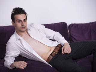 GlennVargas - Live chat sex with a being from Europe Gays 