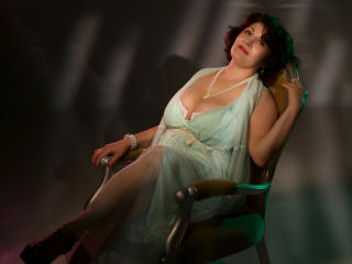 SweetSadieBBy - Video chat hot with this European Lady over 35 