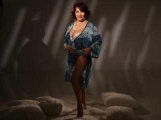 SweetSadieBBy - Live cam nude with this chunky Mature 