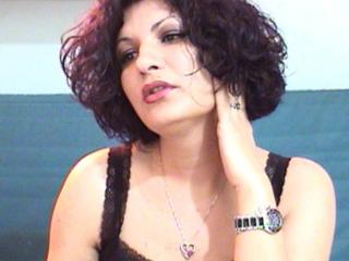 OttieBlue - Live cam hot with a dark hair Hot lady 