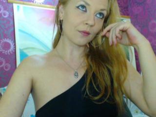 TendreVanessa - online show exciting with a average boob Lady 
