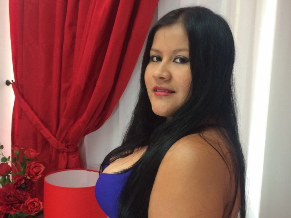 AgathaRogers - Chat live sex with this latin american Sexy 18+ teen woman 