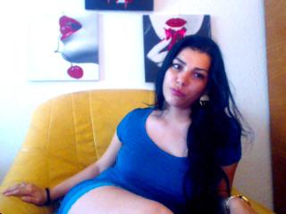 VanessaRubby - Live chat sexy with a shaved vagina Young and sexy lady 