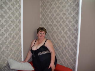 LustyVickyBB - online chat xXx with this being from Europe Mature 