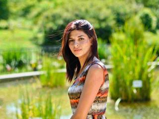 Morennita - online chat hot with this being from Europe Hot chicks 