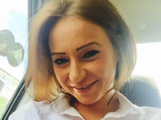 ClumsyK - Live Sex Cam - 3386680