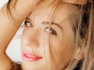 Abriana - chat online hard with this shaved sexual organ Hot babe 