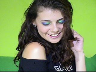 MissAracely - Cam exciting with a reddish-brown hair College hotties 