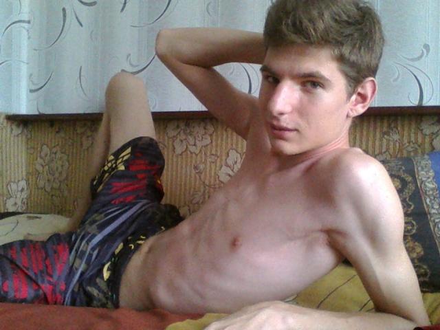 AntonyS - online chat exciting with this trimmed private part Men sexually attracted to the same sex 