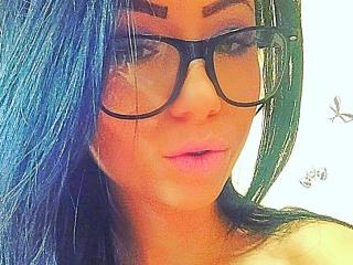 NicoleRouge - Live cam sex with a fit physique Sexy girl 