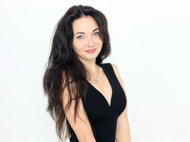 RareBella - chat online porn with a russet hair Sexy babes 