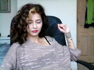 ZeyaA - Web cam x with a shaved intimate parts Sexy girl 