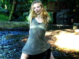 AmiBlond - Live Sex Cam - 3569418