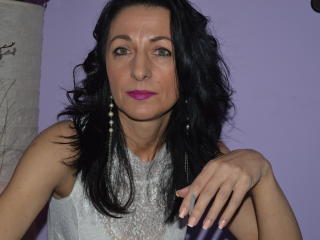 BellaLady69 - Show xXx with this athletic body Attractive woman 