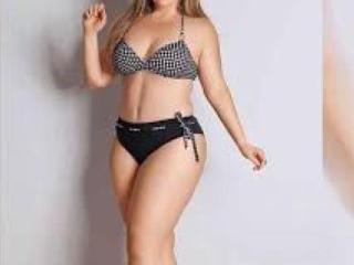 CamilaCute - Show live excitant avec cette Model mature avec des beaux gros seins  