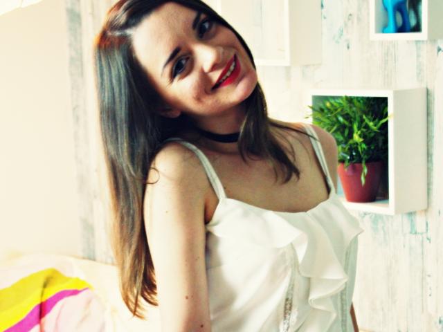 LaurenRay - Chat xXx with this shaved pubis Girl 