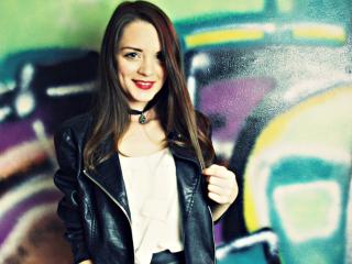 LaurenRay - Webcam live intime avec cette Splendide jeune femme hot avec des seins de taille moyenne sur la plateforme Brunettes-Cam 