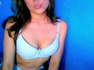 YennySensual - Live sex cam - 3599144