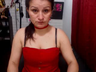 Comtessa - Webcam live nude with this dark hair Fetish 