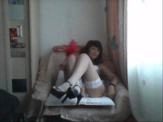 Ceryane - Video chat sex with a so-so figure Sexy mother 