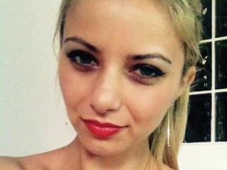 SublimeIlona - Chat cam xXx with a Young lady with enormous melons 