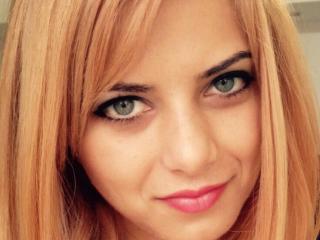 SublimeIlona - Chat cam hard with a shaved pubis Sexy girl 