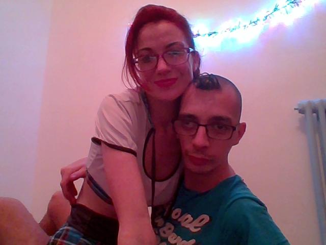 Lesfr - Webcam live hot with this shaved sexual organ Couple 