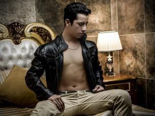 IanHottLover - Video chat sex with a latin american Gays 
