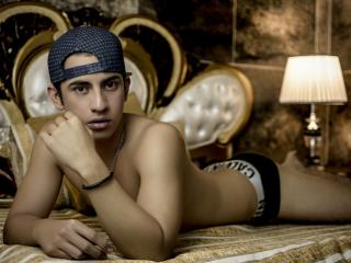 IanHottLover - Cam porn with this latin Gays 