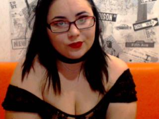 DeborahPrincess - Chat cam sex with this being from Europe Hot babe 