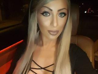 SultryMarie - Chat cam nude with a platinum hair Young and sexy lady 