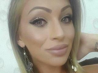 ChaudeHorny - Chat live sex with this blond X teen 18+ 