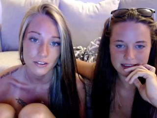 TwoDiamonds - Chat nude with a Woman that love other woman with large ta tas 