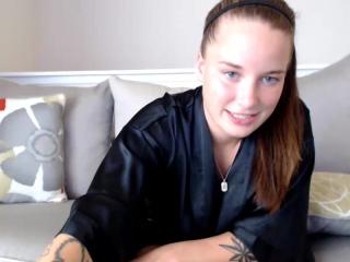 TwoDiamonds - Web cam hard with this russet hair Girl on girl 