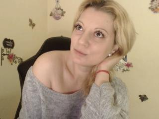 BeautyAngell - Web cam sexy with this amber hair Hot babe 
